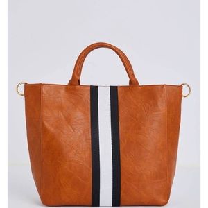 Social Threads The Motherchic handbag with strap.